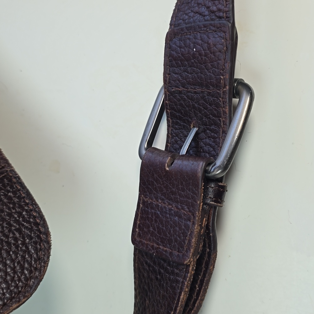 Kenneth Cole Brown Leather Messenger Bag - Picture 4 of 13